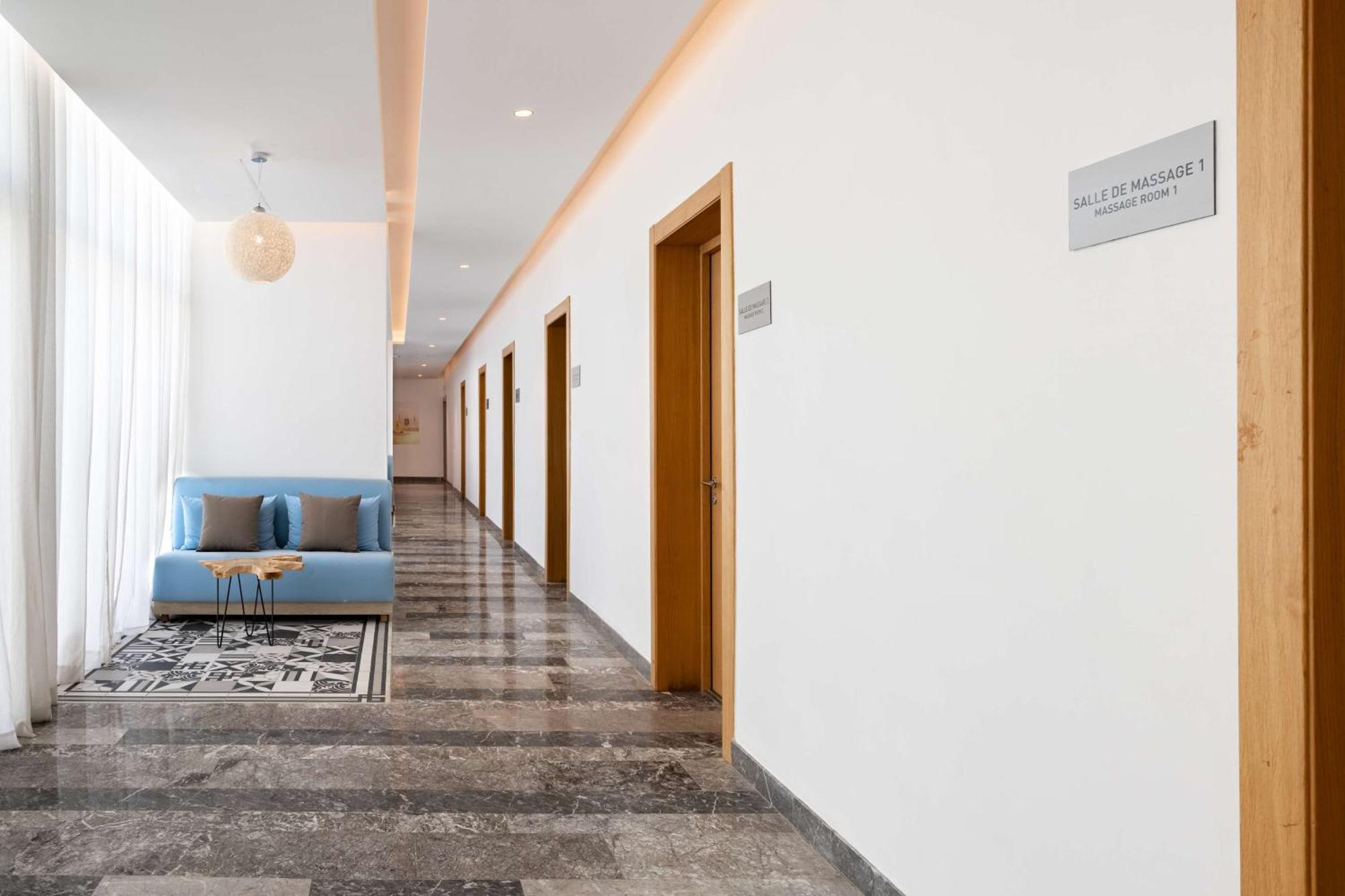 Radisson Blu Resort Αλ Χοσέιμα Εξωτερικό φωτογραφία The Leela Palace Udaipur