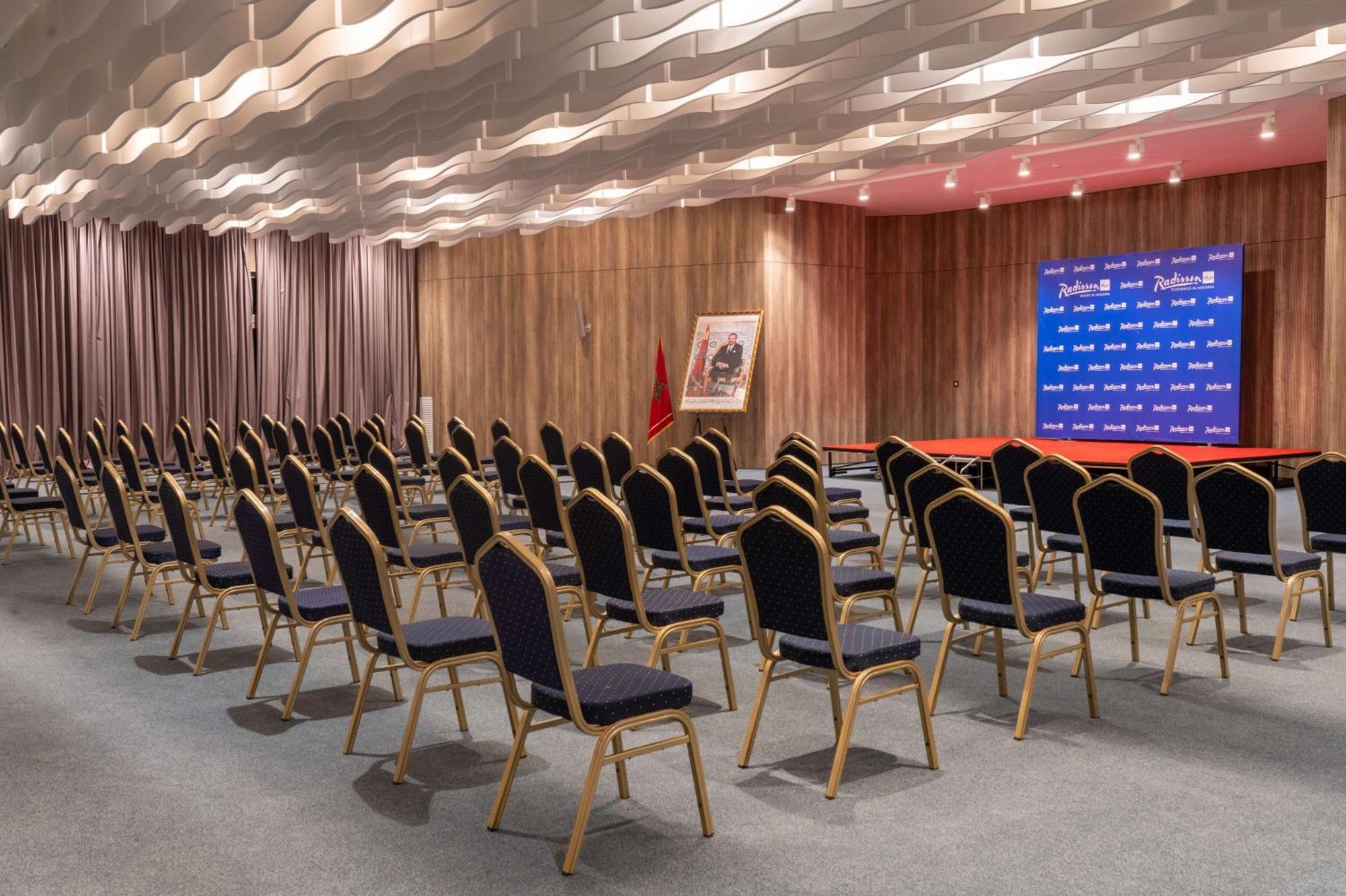 Radisson Blu Resort Αλ Χοσέιμα Εξωτερικό φωτογραφία The press conference room